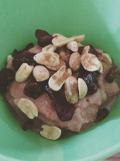 Una foto de Helado de fresa vegano