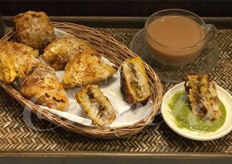 Steps to Make Ultimate Pav Bhaji Cheesy Sandwich Pakoda