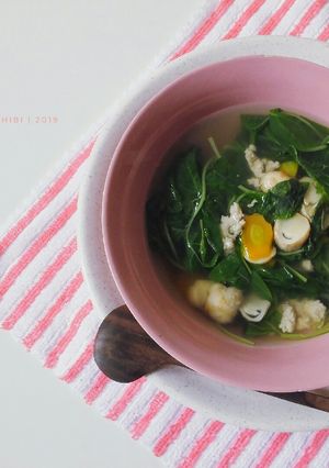 Foto resep Sayur Bayam Ayam Kampung Jamur Merang