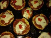 Una foto de mini pizza