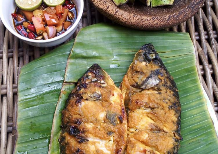 Cara buat Ikan bakar bumbu padang yang enak dan Mudah Dibuat