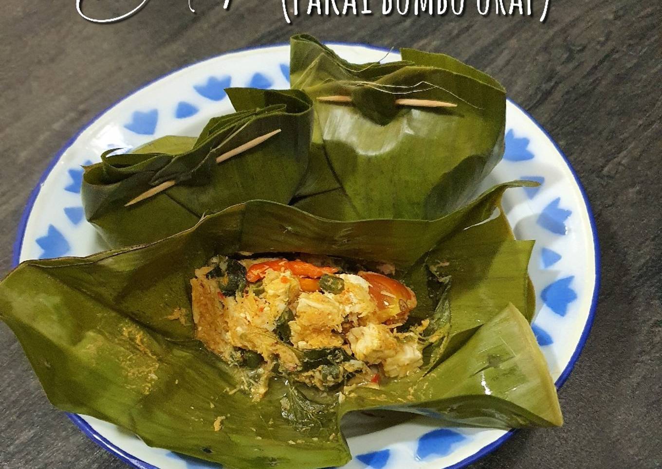 Botok (pakai bumbu urap)
