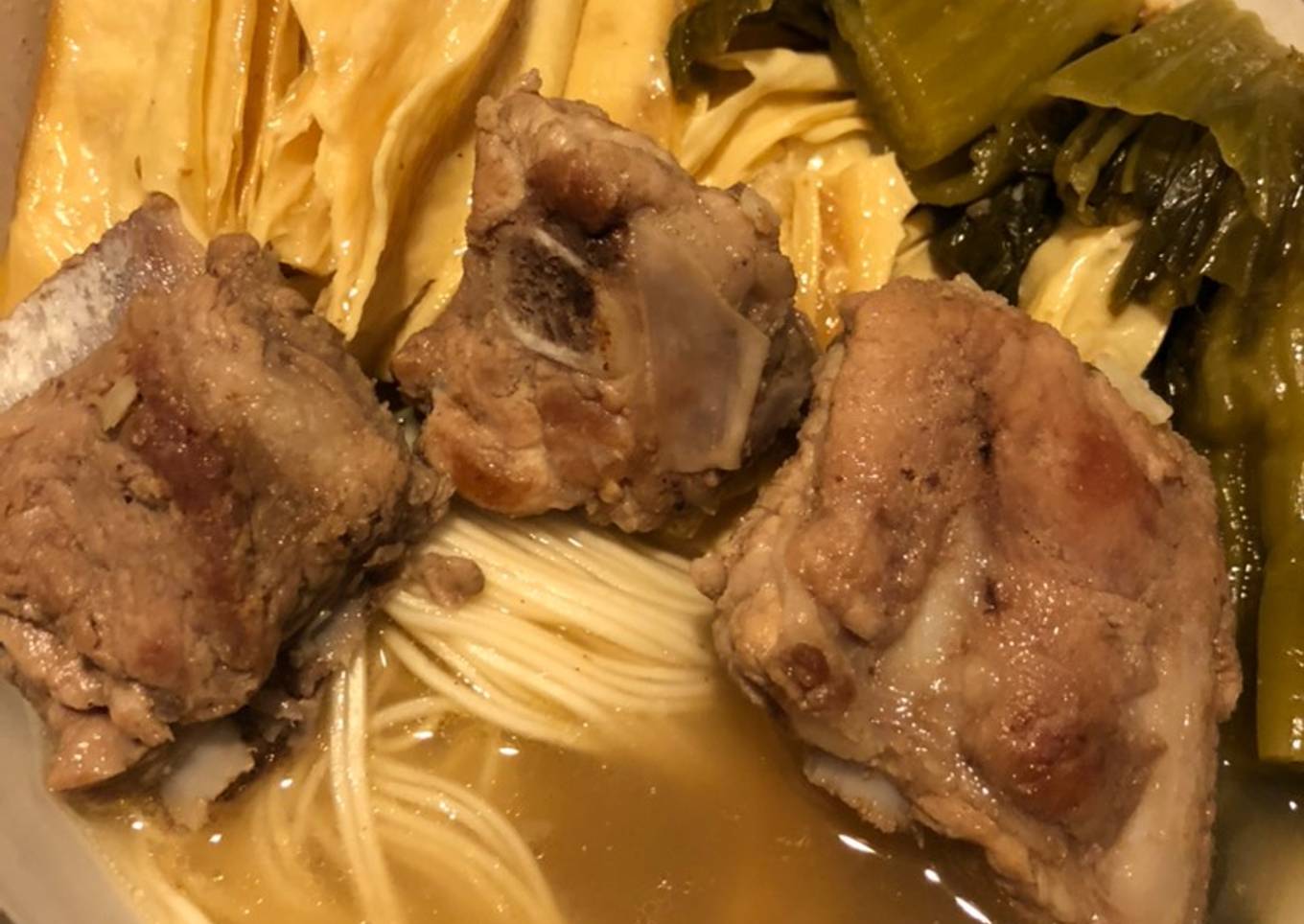 Bakut sayur asin