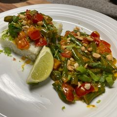 A picture of Thai Ginger Curry.