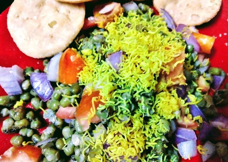 Simple Way to Prepare Any-night-of-the-week Sprouted Moong Chaat
