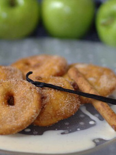 Una foto de Manzana rebozada