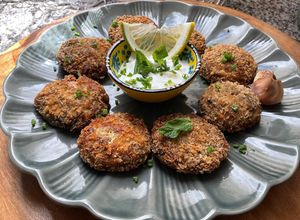 Une photo de 🐝Croquettes 🧄🌶️De Sardines Apéro en Fête