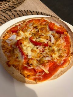 Una foto de Pizza base tortilla trigo