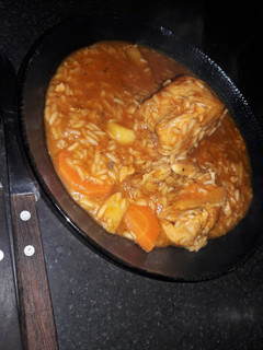 Una foto de Guiso de arroz con pollo🍗
