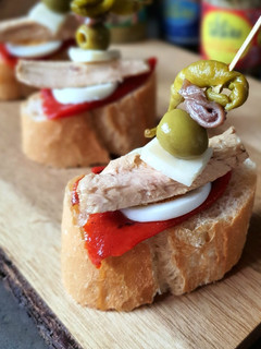 Una foto de Pincho de Melva canutera