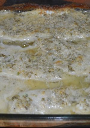 Una foto de Pescado con pasta de sésamo (Samak ma’a tahine)
