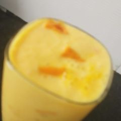 A picture of Mango smoothy.