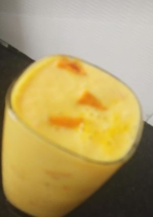 A picture of Mango smoothy.