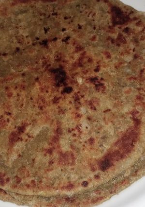 आलू मेथी पराठा (Aloo methi paratha recipe in hindi) रेसिपी मुख्य फोटो