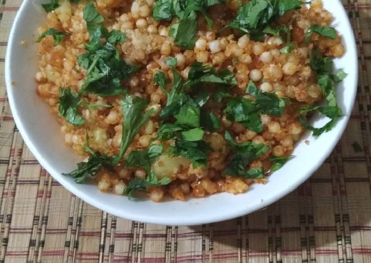 Sabudana khichadi