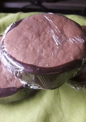 Una foto de Alfajores de chocolate