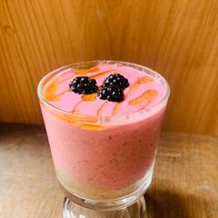 A picture of Thick Healthy Fruity Yoghurt Smoothie (Easy).
