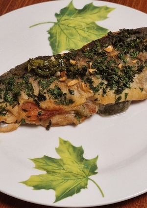 Una foto de Truchas con jamón y pepinillo a la Navarra