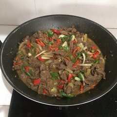 A picture of Beef teriyaki.