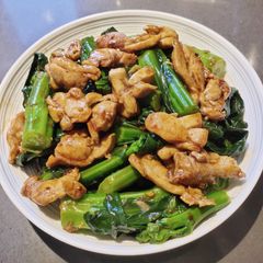 A picture of Choisam with Chicken.