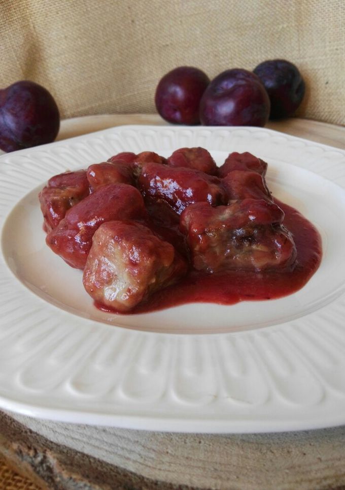 Una foto de Atún con salsa de ciruelas y Pedro Ximénez