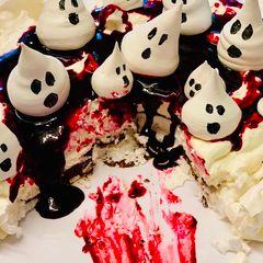 A picture of Haunted Pavlova.