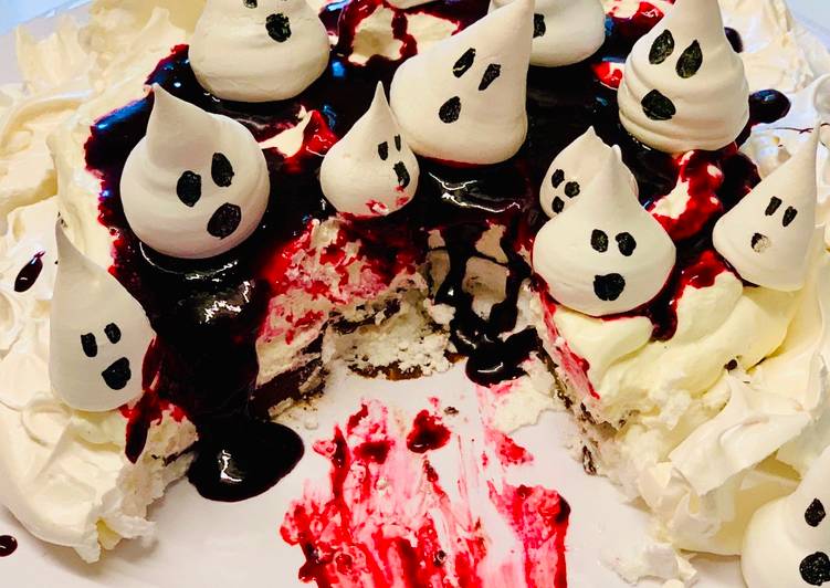 Easiest Way to Make Super Quick Homemade Haunted Pavlova