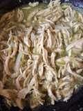 Tinga de pollo en salsa verde