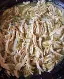 Tinga de pollo en salsa verde