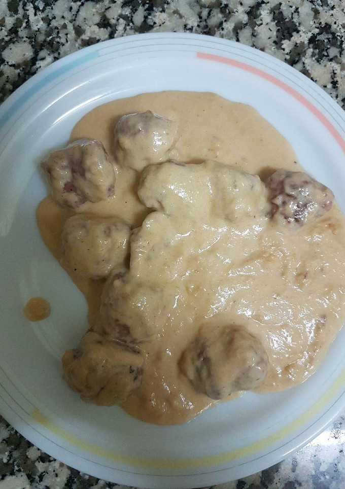 Una foto de Albóndigas en salsa de nata