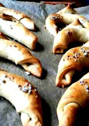 Vajas, sós kifli recept fotója