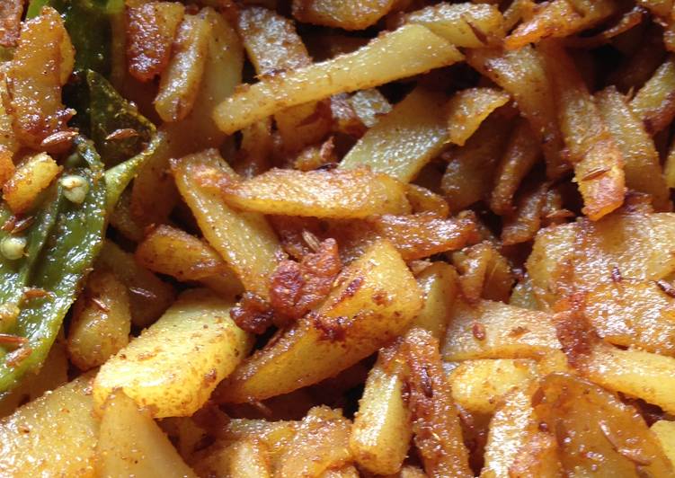 Recipe of Perfect Slow Cooked Jeera Aalu/potato stir fry