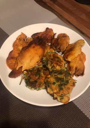 A picture of Squash blossom fritters.