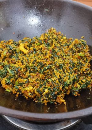 A picture of Cheera Thoran (Spinach bhaji).
