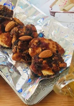 A picture of Date delights.