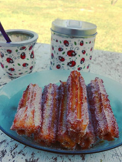 Una foto de Churros Rellenos con Dulce de Leche