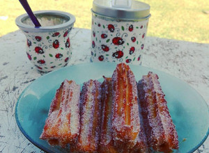 Una foto de Churros Rellenos con Dulce de Leche