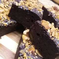 Brownies alpukat রেসিপির প্রধান ছবি