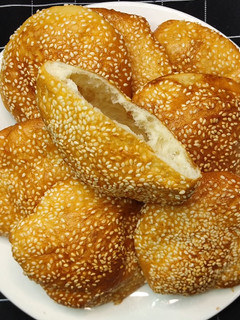 A picture of Simple Homemade Puffy Fried Bread.