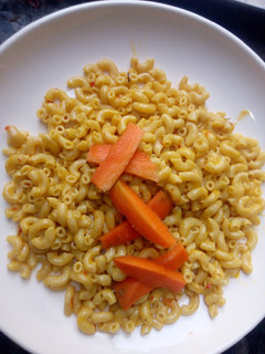 Jollof macaroni ainihin hoton girkin
