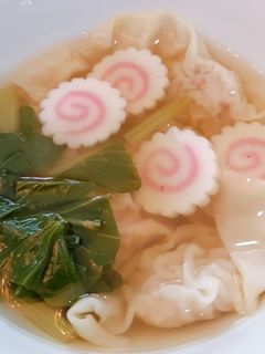 รูปของ 🥣"เกี๊ยวน้ำหมูชิกุวะ"😋