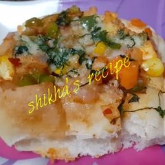 Peri peri pull out stuffed pav A picture of Peri peri pull out stuffed pav.