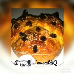 A picture of Bread by s@lma ful@rny.