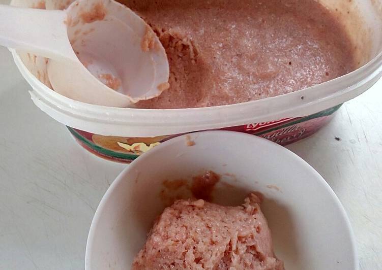 Easiest Way to Prepare Super Quick Homemade Banana Strawberry icecream