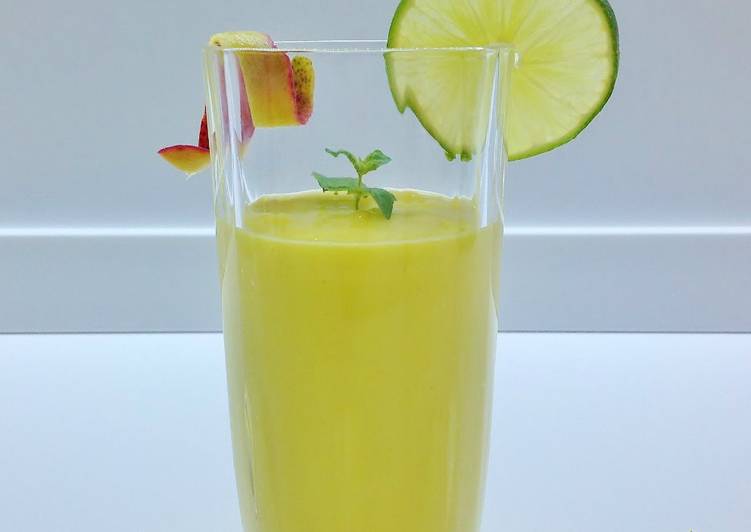 Ricetta Smoothie Al Mango Pesca Zenzero E Curcuma Di Tony Mazzanobile Cookpad