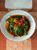 Tumis Kangkung Bumbu Sambal Goreng. (Desaku)
