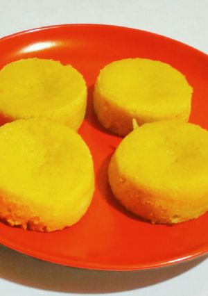 A picture of Oven steamed moist mango cake.