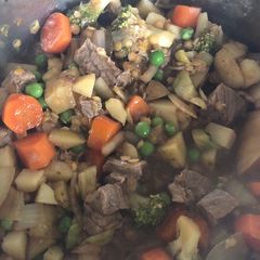 A picture of Beef and Vegetable hotpot.