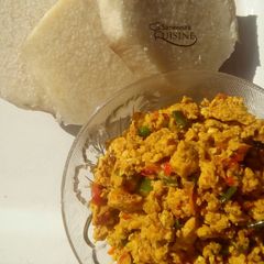 A picture of Boiled yam and egg sauce.