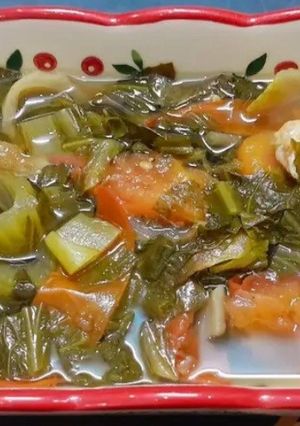 Hình của món Canh dưa chua nấu cà.